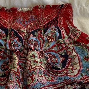 Flowy designed shorts